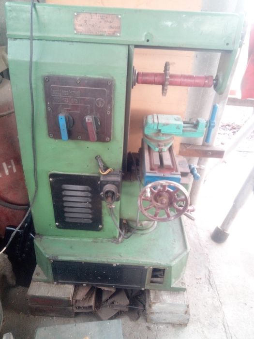 Продам фрезерный станок