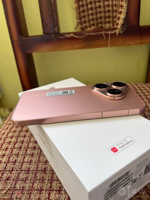 Huawei pura 80  holati ideal 20 kun boldi pul zaril