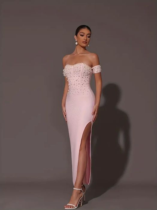 Продам клатч цена 3000