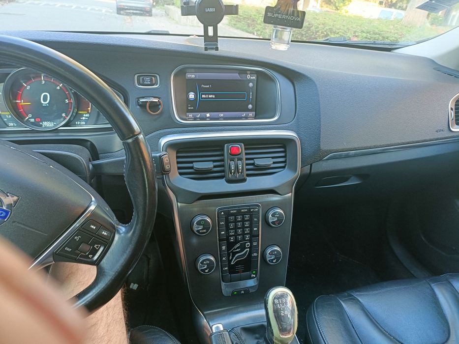 Volvo V40 din 2014