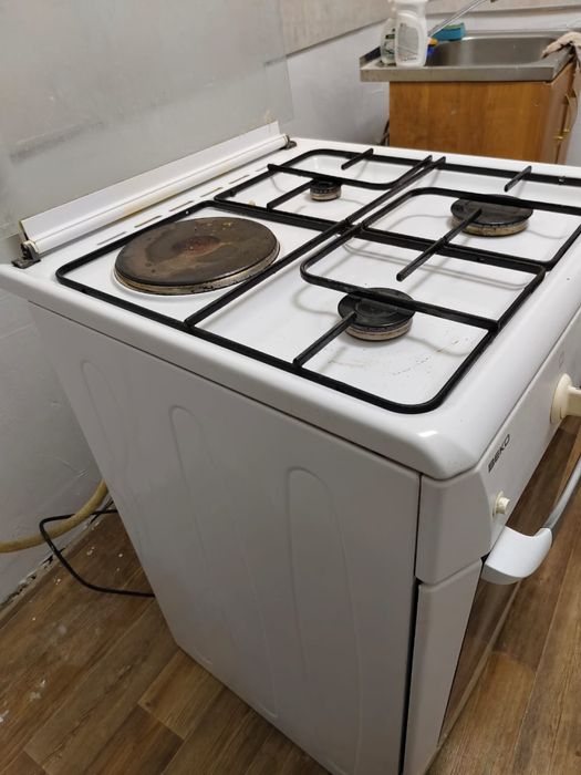 продам газ плиту б/у