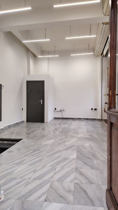 Дава се под наем Магазин в Пловдив, Старият град - 56 кв.м за 797.64 € - Снимка #4