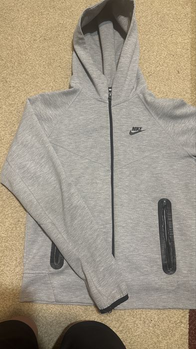 nike tech gray size:s