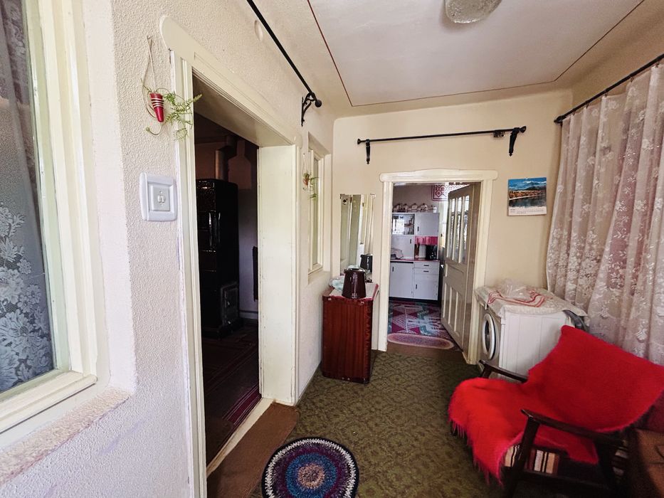 Casă cu teren de 891 mp de vânzare în satul Moldovenești, jud. Cluj