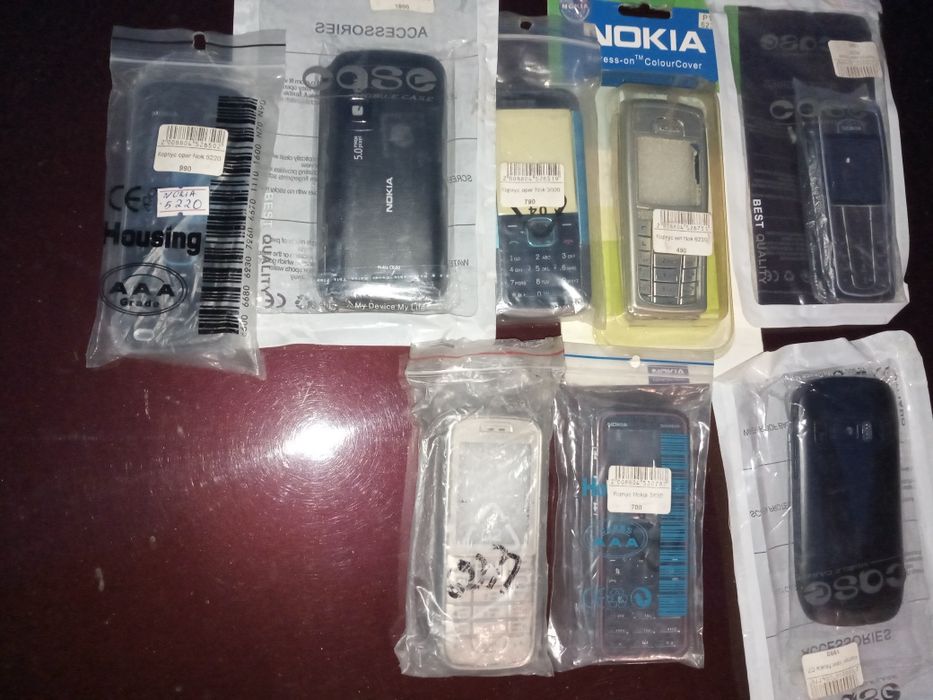 Корпуса телефонов