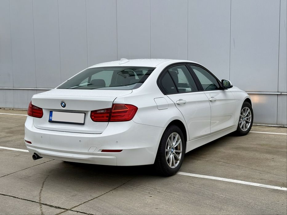 Bmw Seria 3  2.0d 116 Cp 2013 Euro 5 Automat | Senzori parcare | Inmatriculat | Finantare |