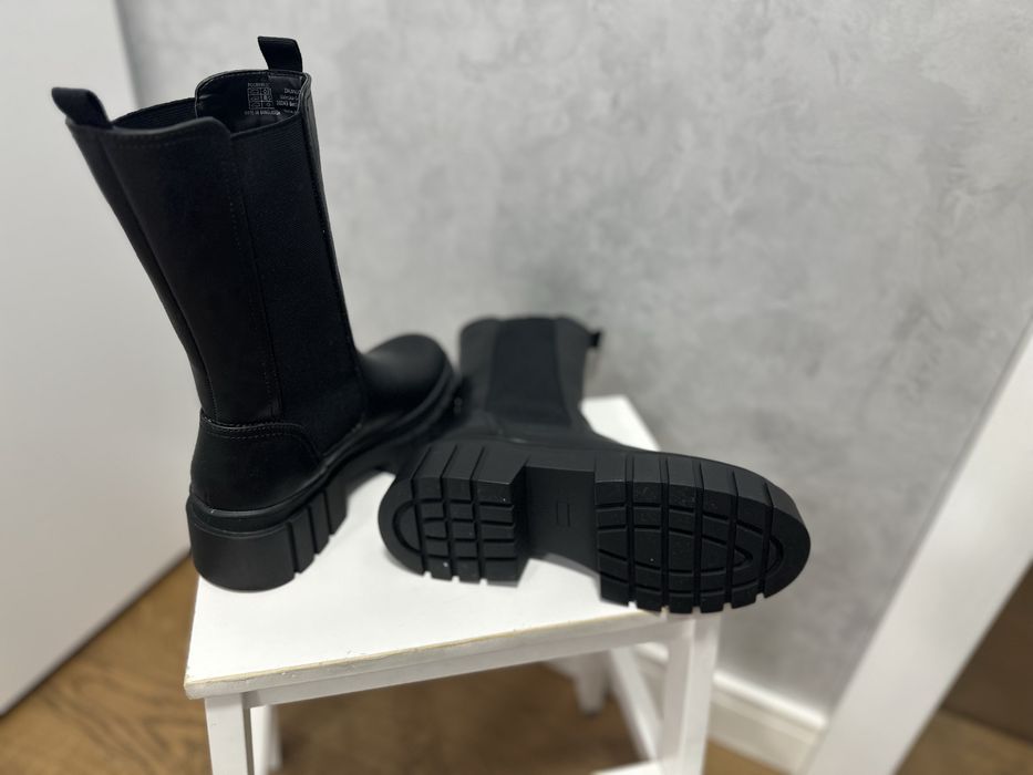 Cizme noi, marimea 38