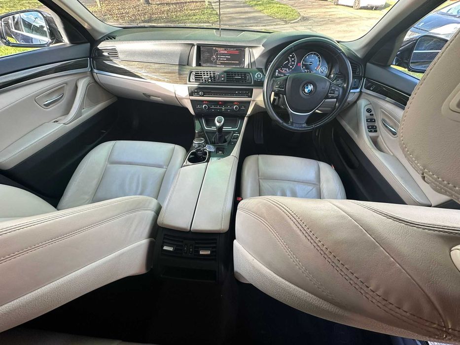BMW 5  520D luxary 2015