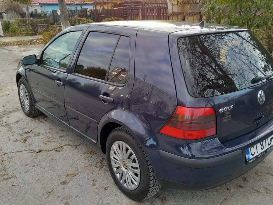 De vanzare golf 4