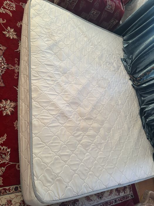 Продам матрас б/у