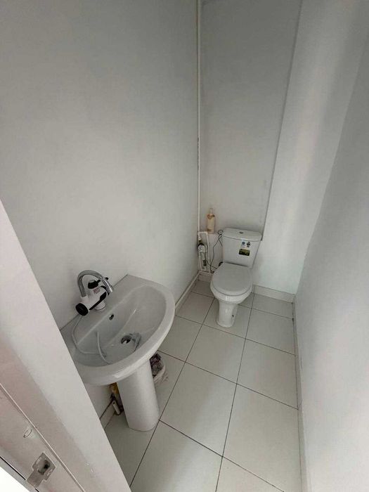 Bodomzor 30m2 joy sotiladi Srochna!