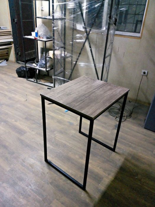 Stol loft ( parta ) sotiladi oʻlchamlari 60/50/75