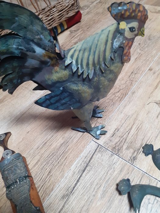 Метална  декорация  за  градина.Голям  ратанов   кош