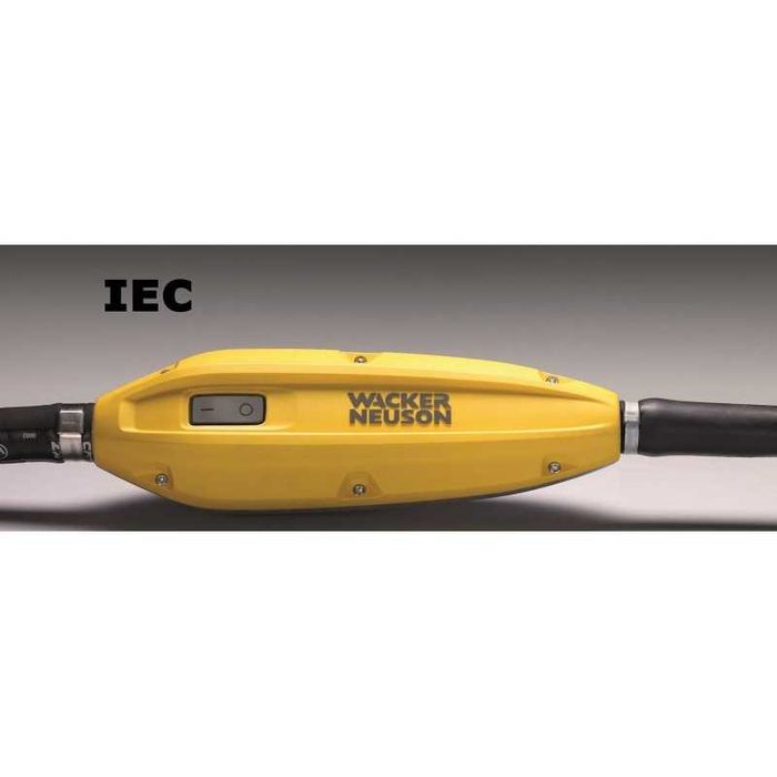 Vibrator de beton WACKER IEC 45 cu convertizor incorporat,  furtun 5m