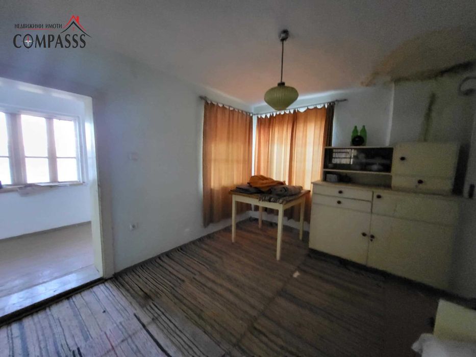 с. Изворово, Общ. Ген. Тошево, къща с двор – 17000евро!