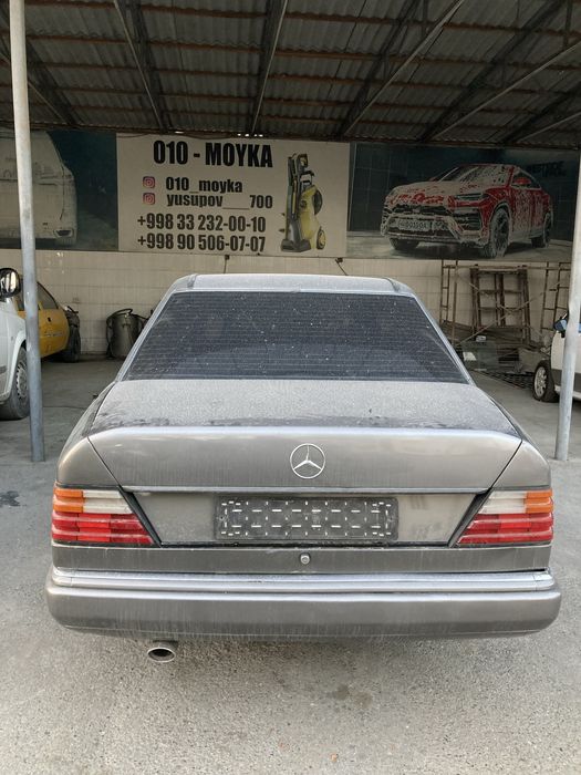 Mercedes Bemz W124
