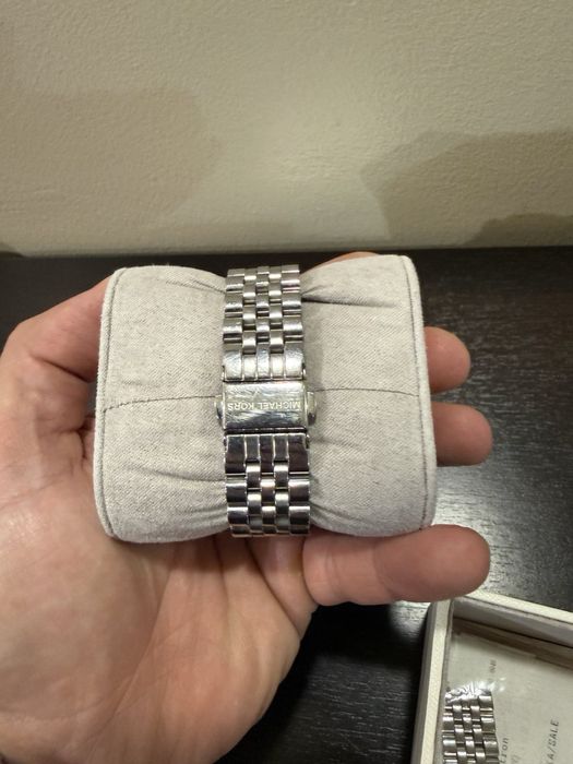 Дамски менахичен ръчен часовник -Michael Kors