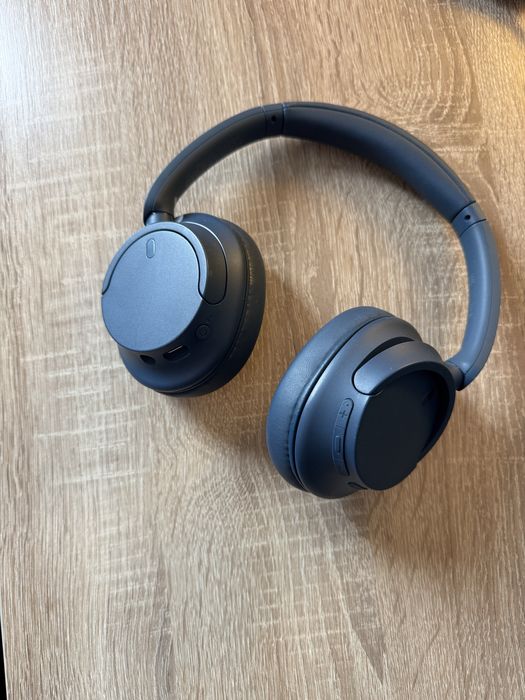 Sony WH-CH720N – Bluetooth, Noise Cancelling