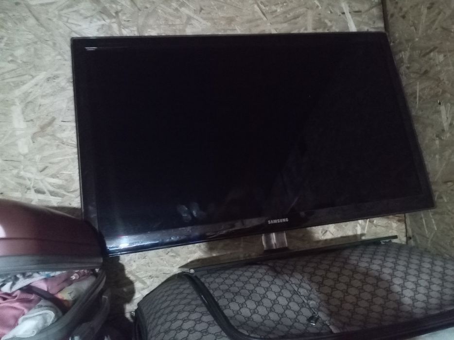 Samsung телевизор