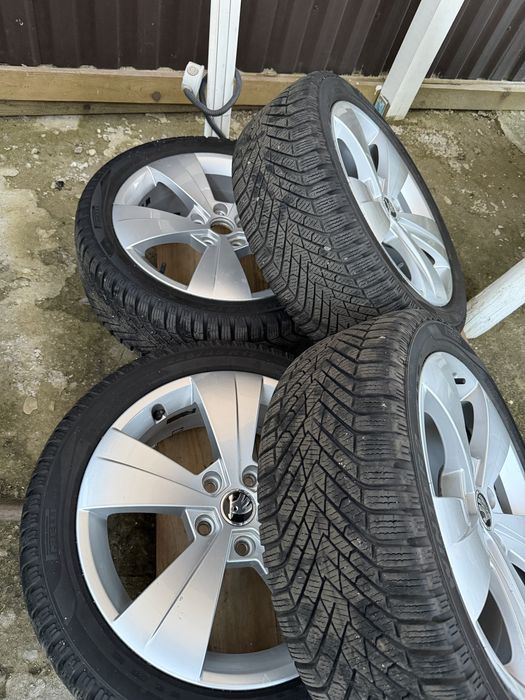 Jante 5x112 r17 225 45 pirelli iarna