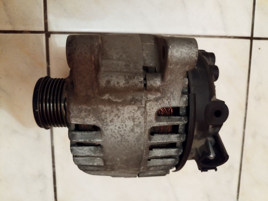 Alternator Peugeot 508-2.0hdi 2012