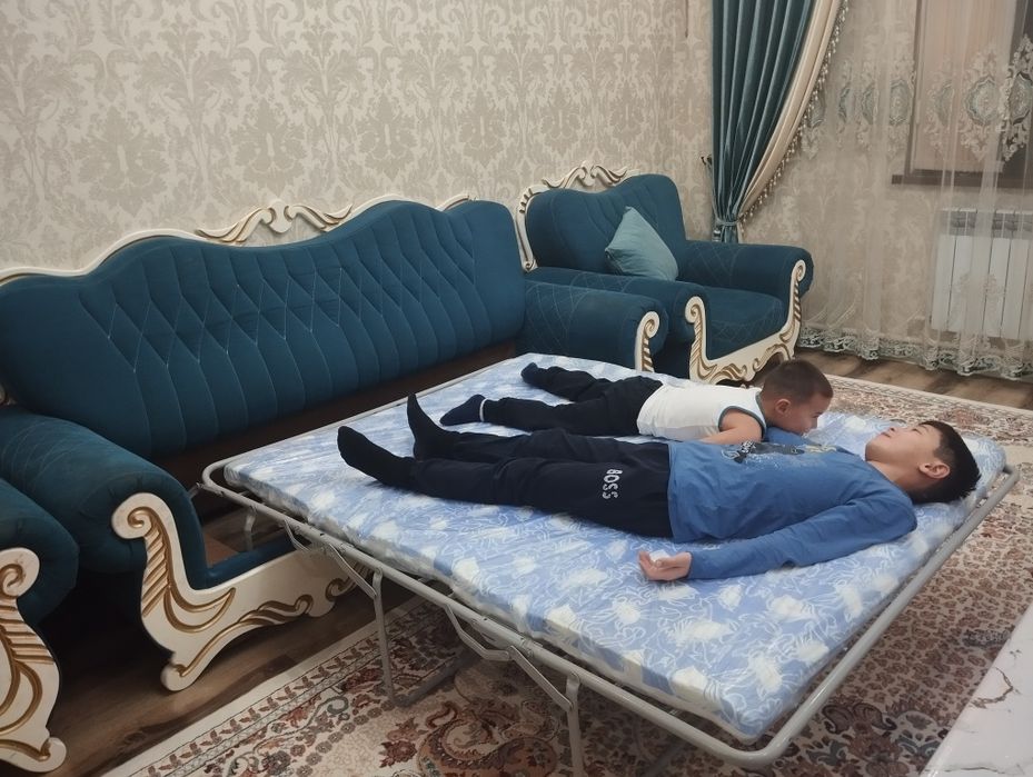 Продам мягкий диван