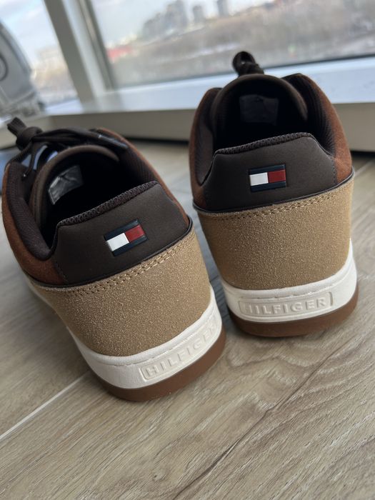 Мужские кроссовки