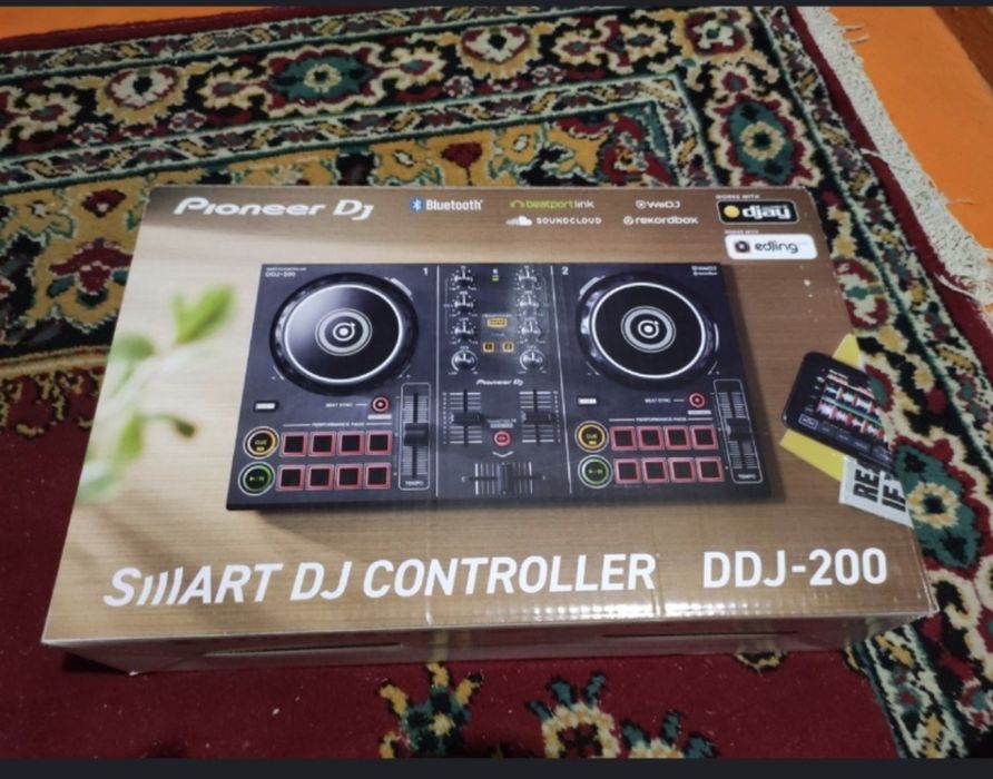 Продаю pioneerl ddj200