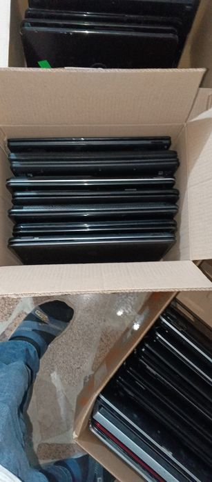 Noutbuk va netbuklar sotiladi