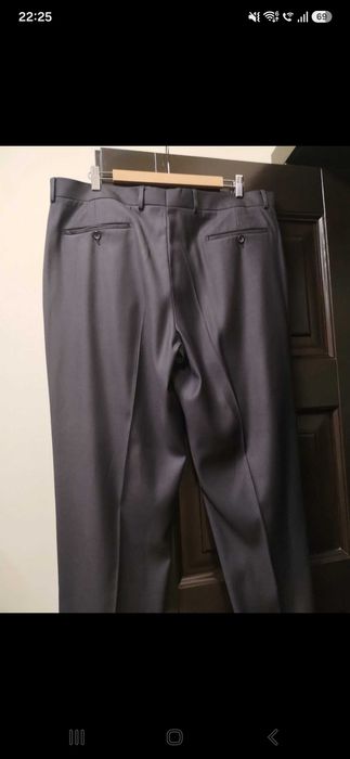 Costum pentru bărbații