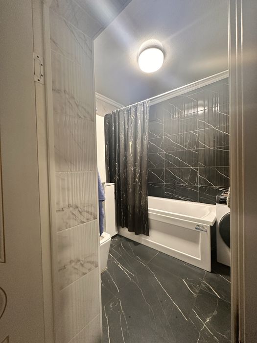 Дом  с большим двором