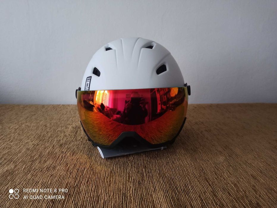 Casca schi ski femei Nevica Vail Visor. (NOUĂ)