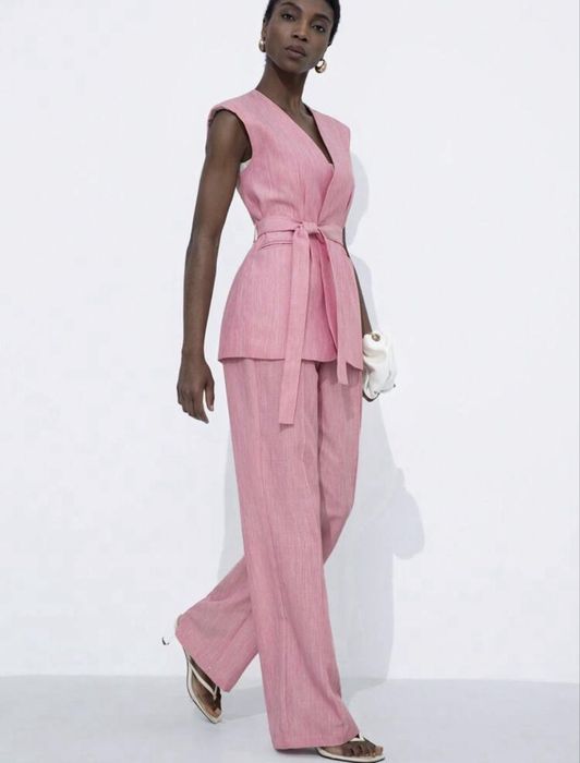 Елегантен дамски комплект S размер