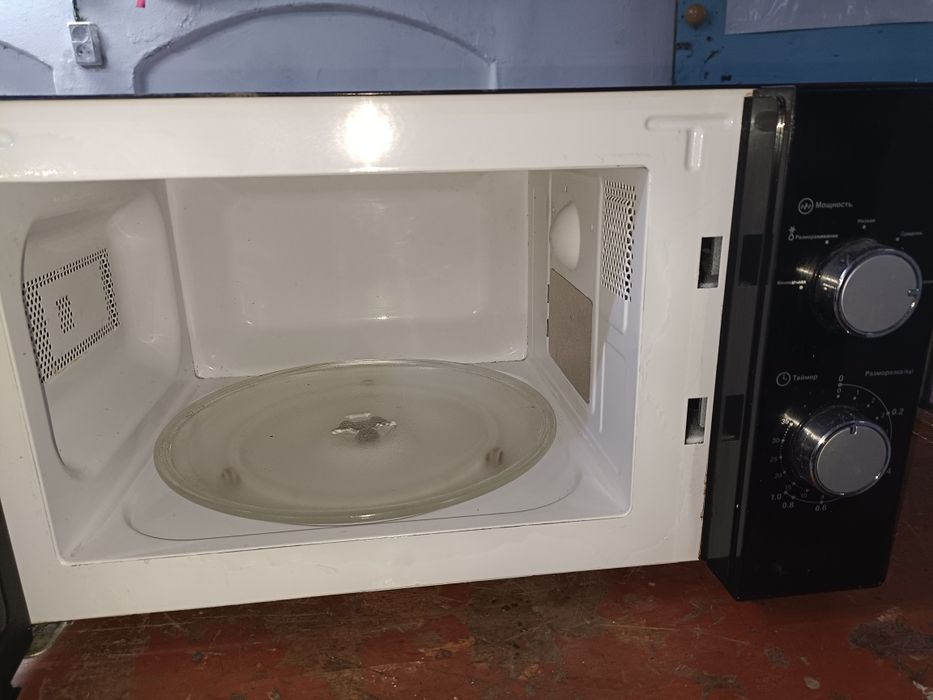 Продам микроволновку ЛЖ 18т