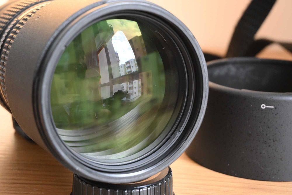 Nikon AF 80-200mm f/2.8D ED (Two-Ring) + Toc rigid CL-43A + Parasolar