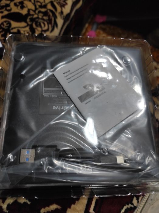 Продам портативный CD, DVD привод