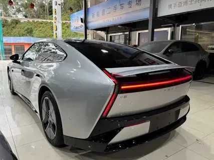 XPENG P7 AWD 750 4WD PENGYI Ultra pod zakaz