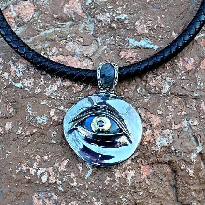 Глаз подвеска(чокер) из серебра