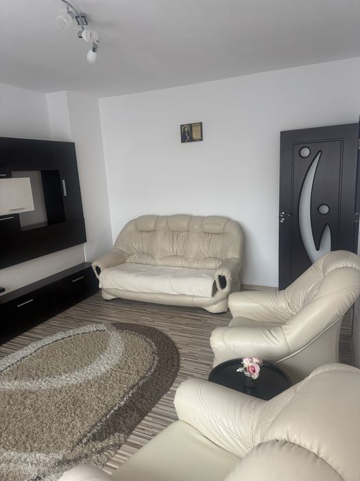 Inchiriez ap.2 camere Ciresica