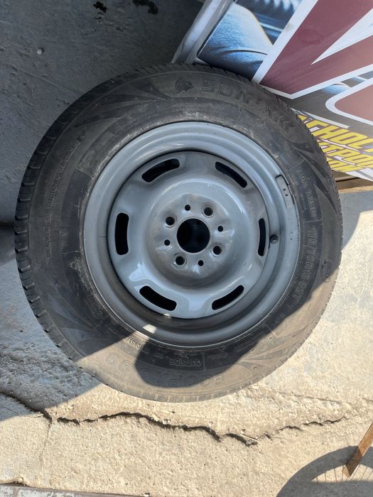 Продам резину с дисками