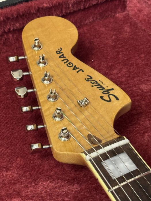 Электрогитара Squier Classic Vibe 70’s Black с кейсом