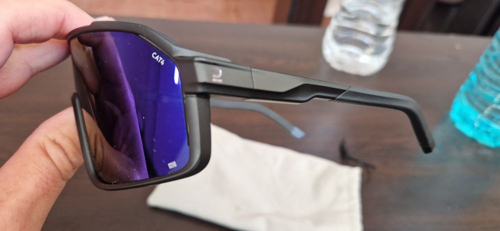 слънчеви очила.спортни