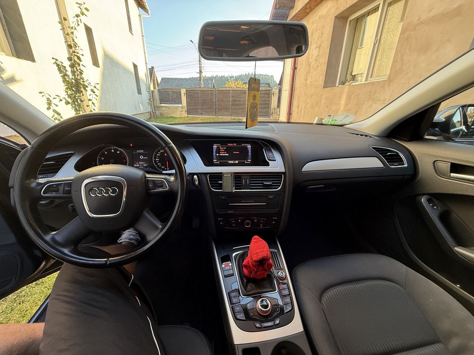 AUDI A4 2010 — imagine 3