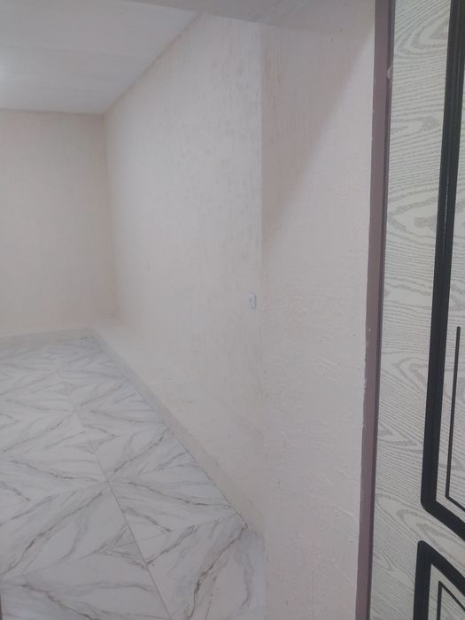 Alisher market padvali ijaraga beriladi