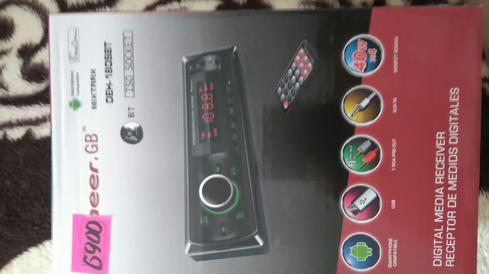 Аатомагнитола с блютузом