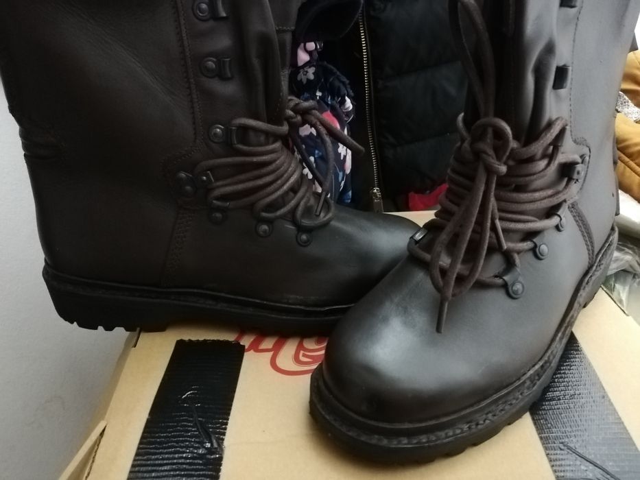 Bocanci piele  rezistenți la umezeală