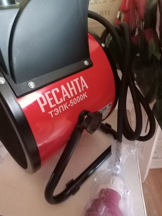 Продам тепловую пушку новая