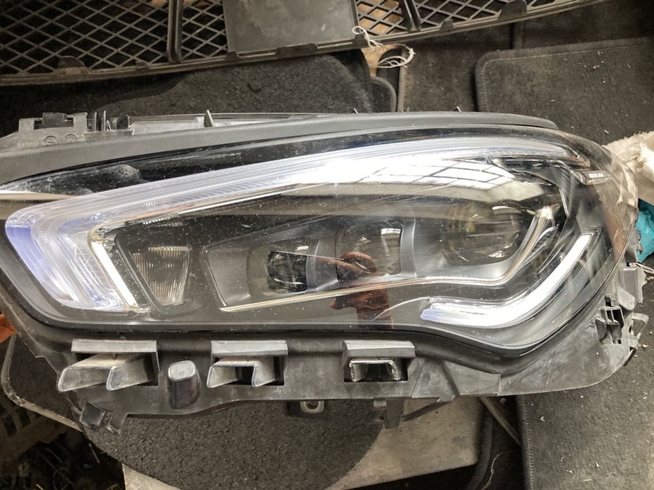 Far Mercedes CLA 2 C118 2019 - 2022 CLA 2  w 118 far stanga