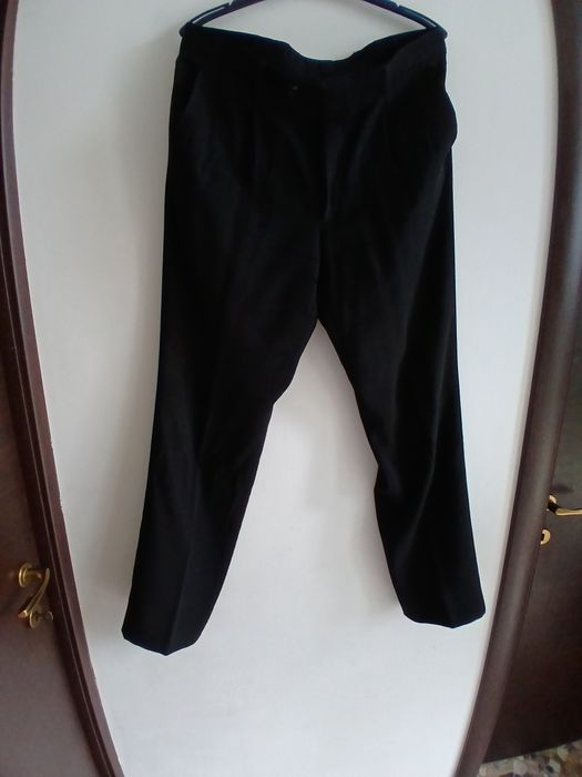 Pantaloni barbati din stofa masura 34/34 stare perfecta