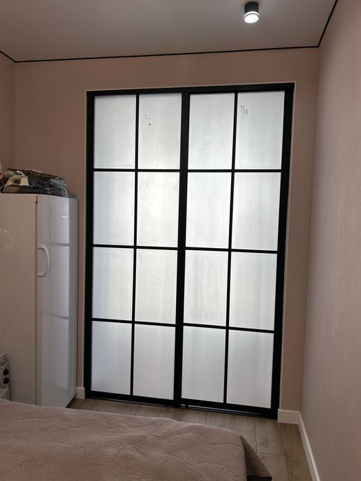 Зеркала и стекла